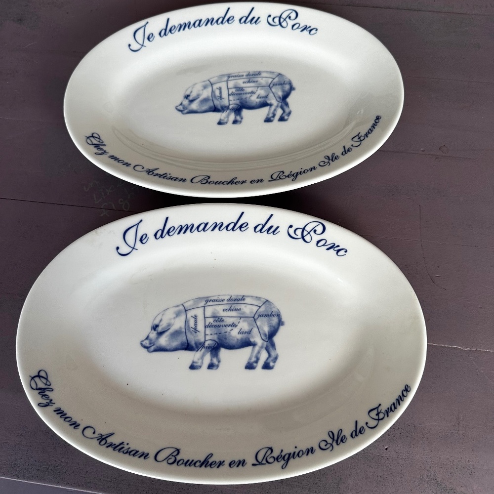 William Sonoma Je Demante De Porc Dinner Plates set of 2 NEW